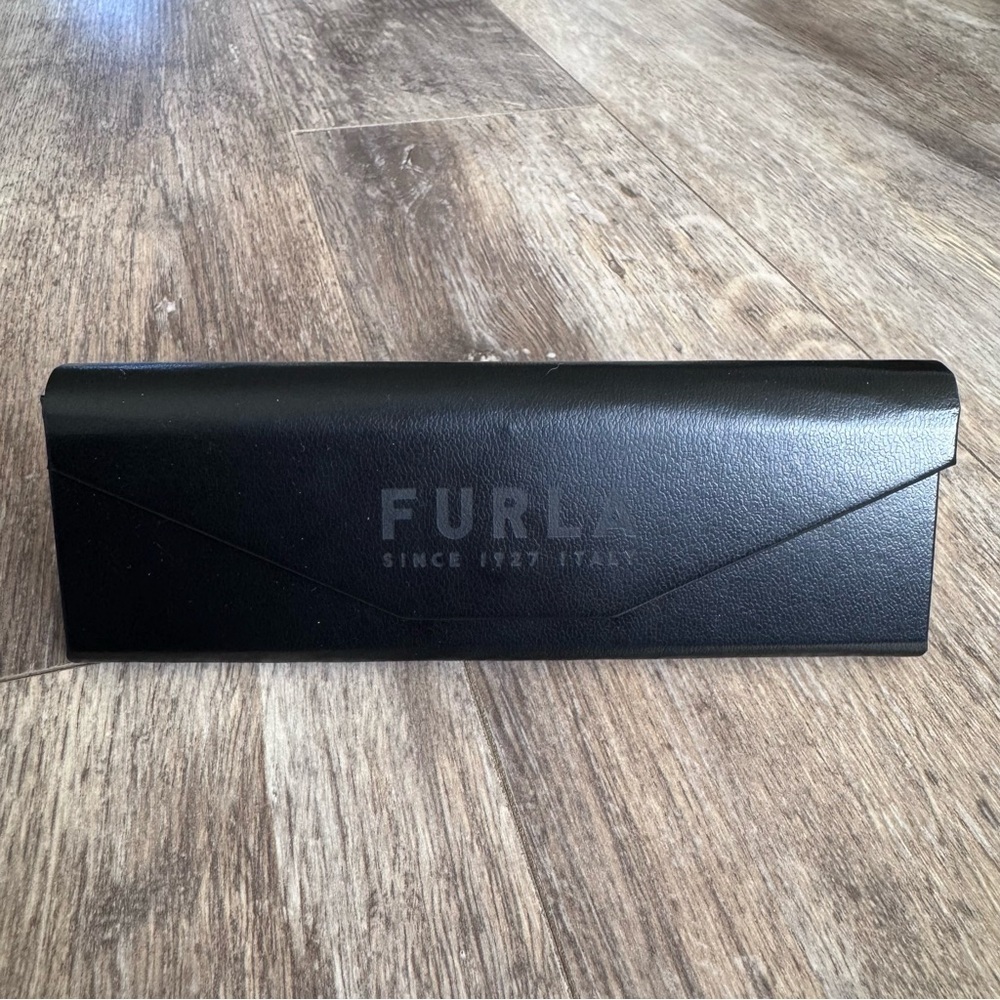 Furla Elegant Black Eyewear Case & Dust Cloth - Picture 2 of 6
